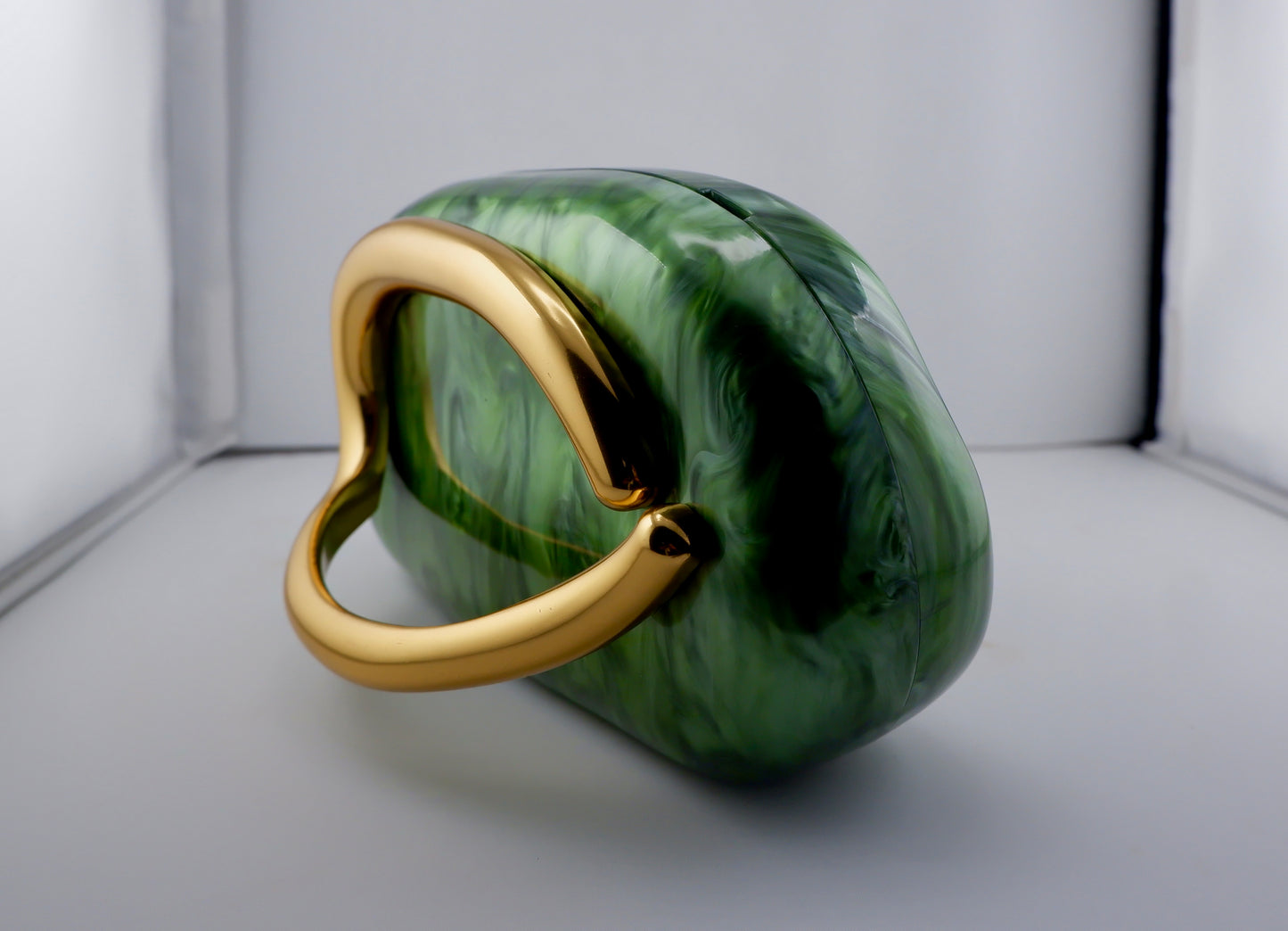 Clara in Emerald