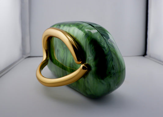 Clara in Emerald