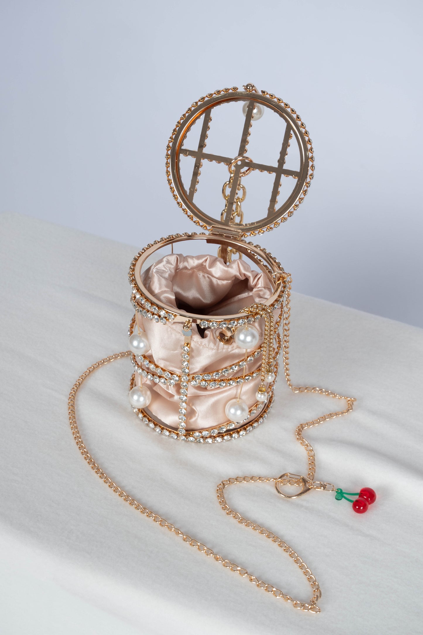 PRE-ORDER Amara in Champagne