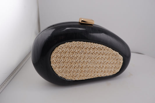 Gia in Jet Black